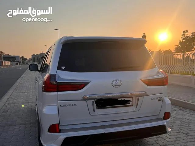 للكزس استيشن للبيع موديل 2018