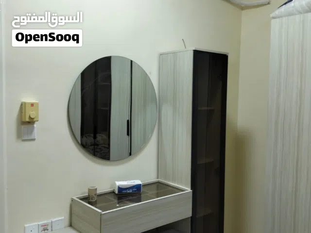 شقة مفروشة بالعقبة السادسة