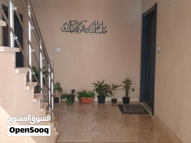 فيلا للبيع الفويهات