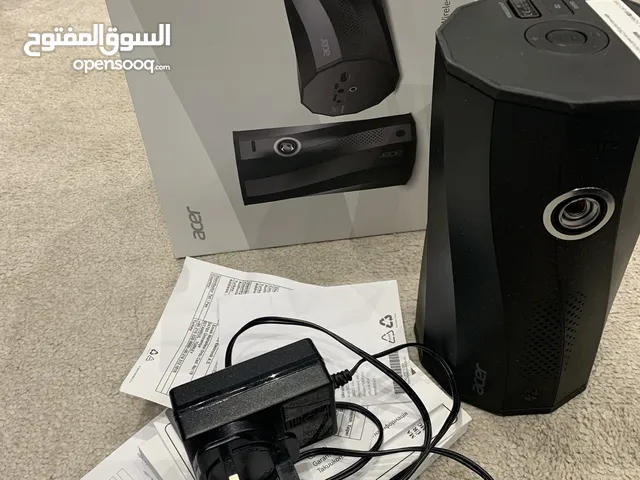 بروجيكتر شبه جديد