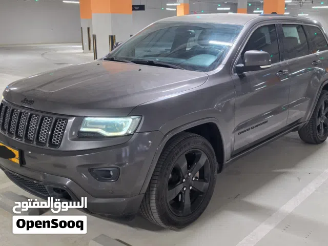 2015 جيب جراند شيروكى Limited