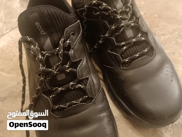 بوت ecco اوروبي اصلي بحالة ممتازة