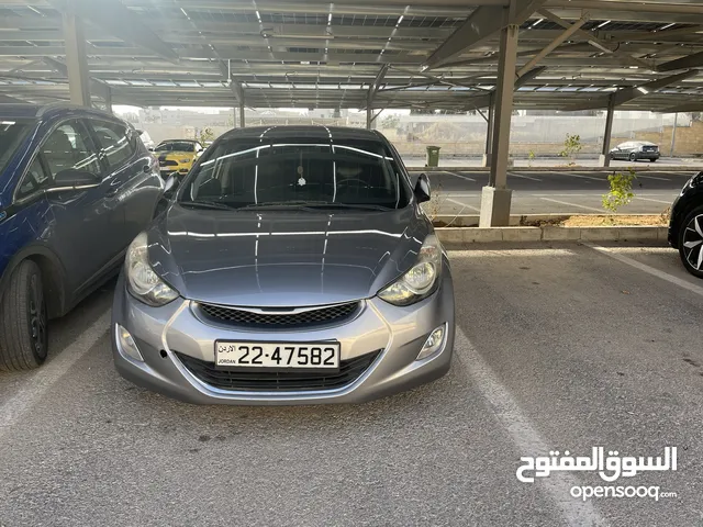 Used Hyundai Avante in Amman