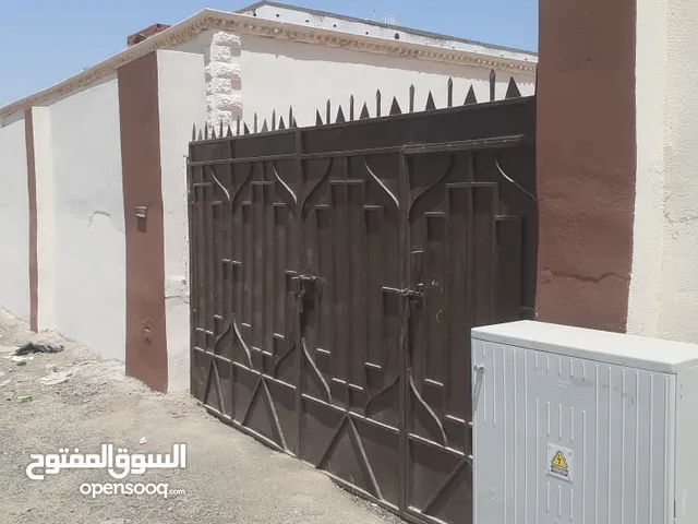 300 m2 4 Bedrooms Townhouse for Rent in Jeddah Al-Harazat