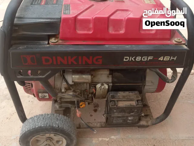 مولد كهربائي بنزينة