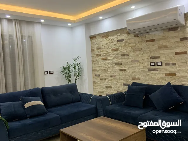 200m2 3 Bedrooms Apartments for Rent in Giza Mohandessin