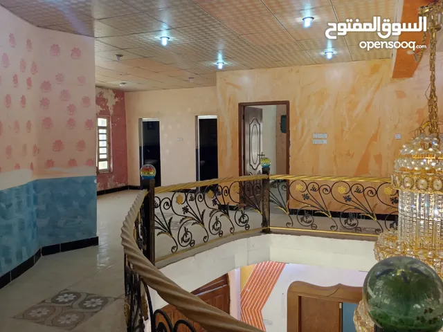 1000 m2 5 Bedrooms Townhouse for Rent in Basra Al Salheya