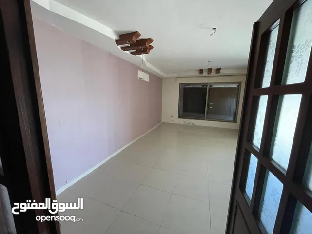 260 m2 4 Bedrooms Apartments for Sale in Amman Shmaisani
