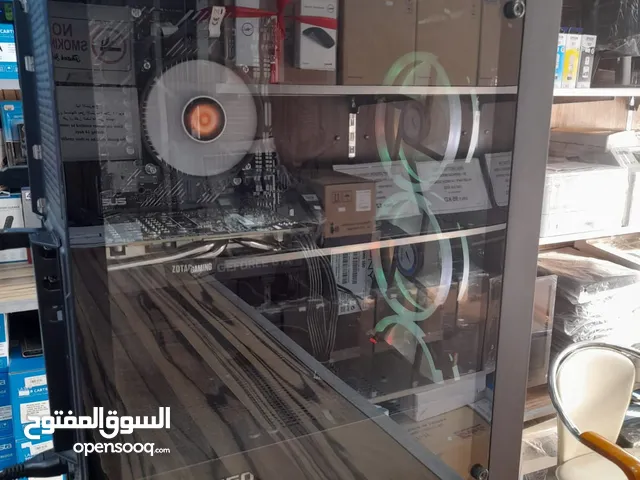 للبيع بي سي مستعمل نظيف