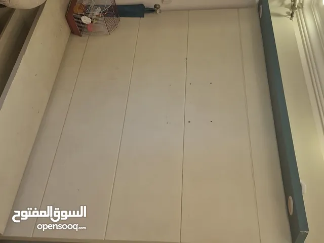 مكتبة تلفزيون حائط 3 قطع حالة جيدة