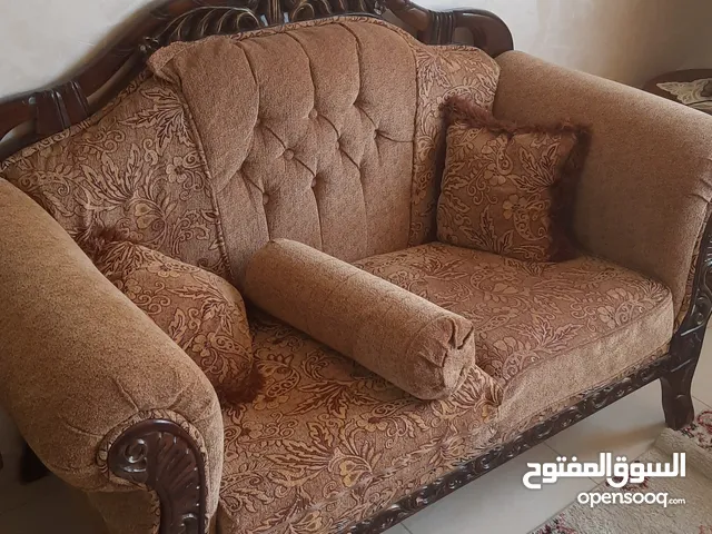 طقم كنب 9 مقاعد وطاولة سفره