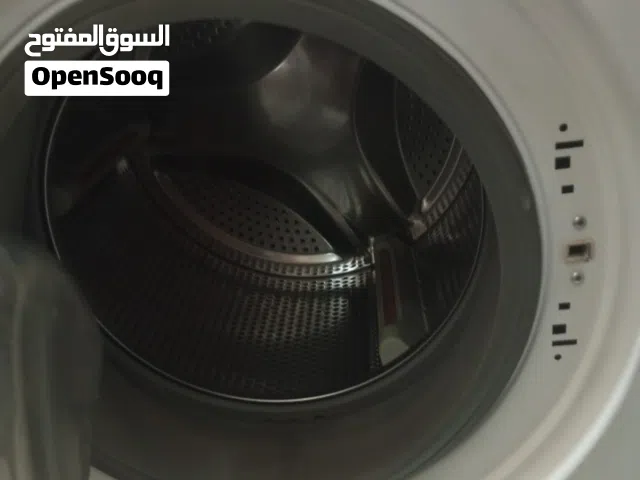 غسالة دايو انفتيتر 11 كغ مع حماصة بحالة جيدة جدا وشغالة فيها صوت بيليا بلحوض اثناء التنشيف
