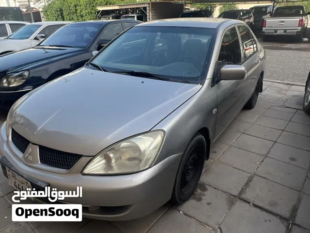 2009 ميتسوبيشي لانسر Standard
