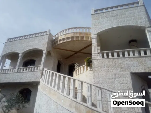 560 m2 More than 6 bedrooms Villa for Sale in Ajloun Sakhra