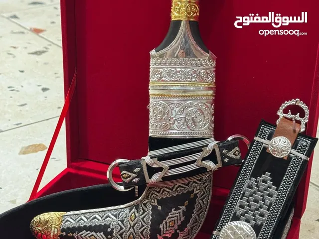 خنجر ساحلية بقرن زراف هندي