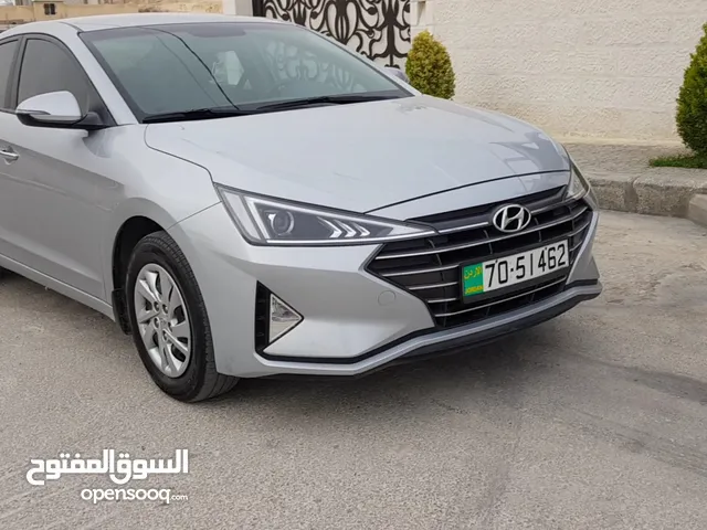 Hyundai Elantra in Zarqa