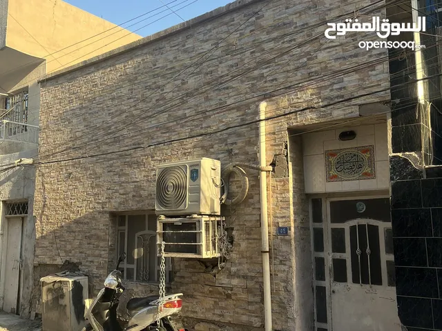 6m2 2 Bedrooms Townhouse for Sale in Baghdad Adamiyah