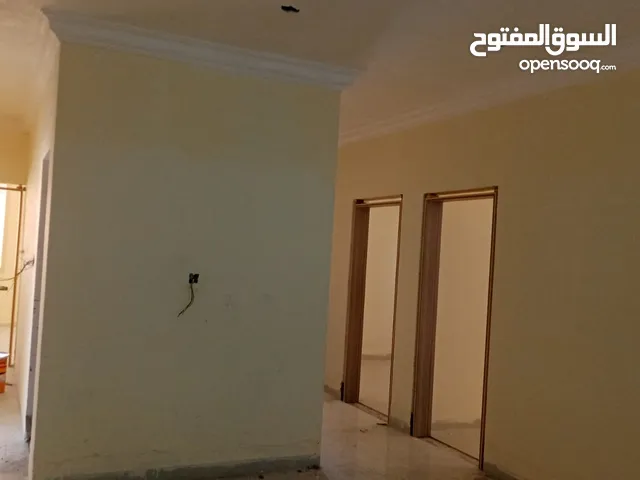130 m2 3 Bedrooms Apartments for Rent in Hawally Salwa
