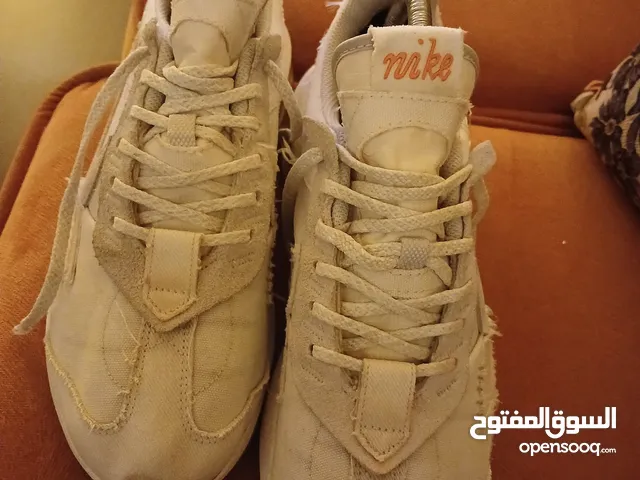 42 Casual Shoes in Amman