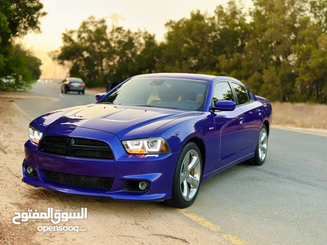 Dodge Charger hemi RT 5.7 model:2014 mileage-140000 space:Amrican