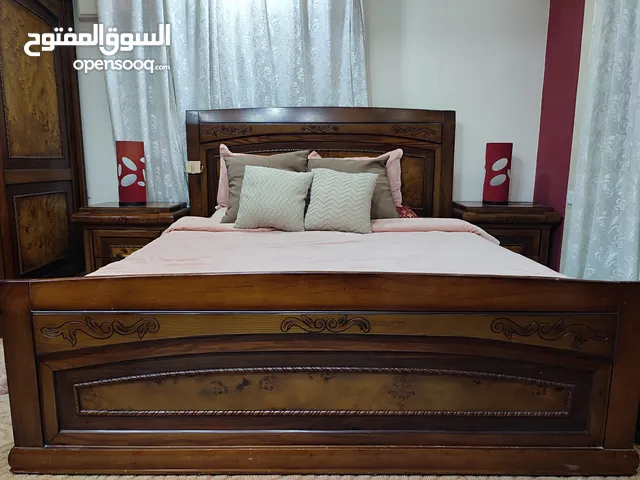 غرفة نوم خشب زان وقشرة زيتون
