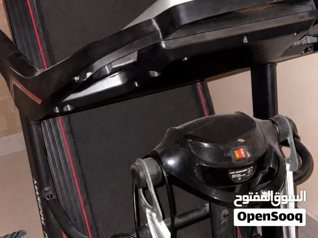جهاز مشي شركه MARSHAL FITNESS الالمانيه مع جهاز مساج وتمارين