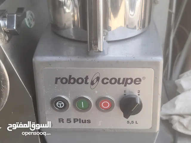 يوجد لدينا معدات مقاهي و مخابز و كل ما يخص المطبخ الحديث بأسعار معقولة جدا