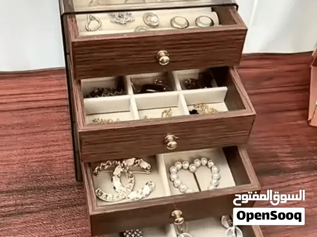 بوكس المجوهرات الملكي