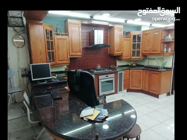 مطبخ للبيع