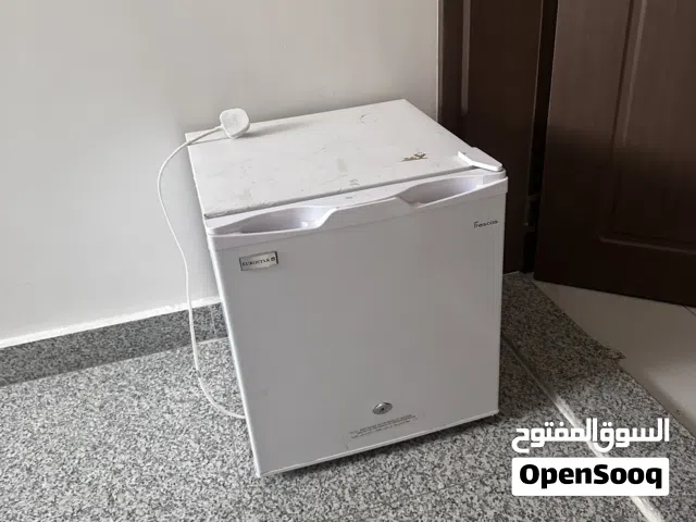 ثلاجه صغيره