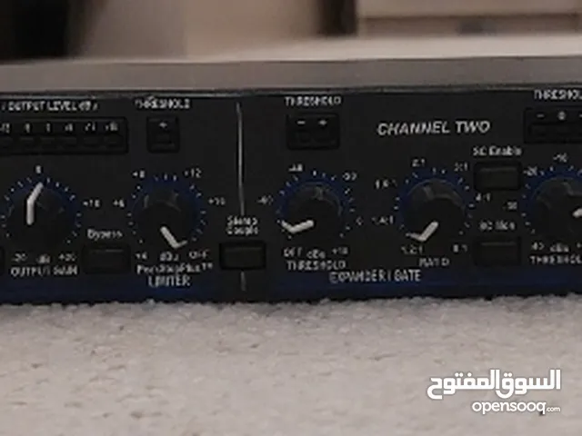 كمبريسر dbx امريكي نظيف جدا
