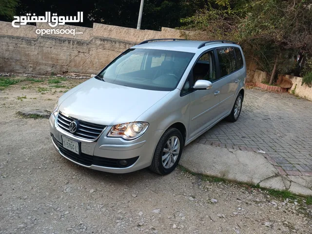 Used Volkswagen Touran in Nablus