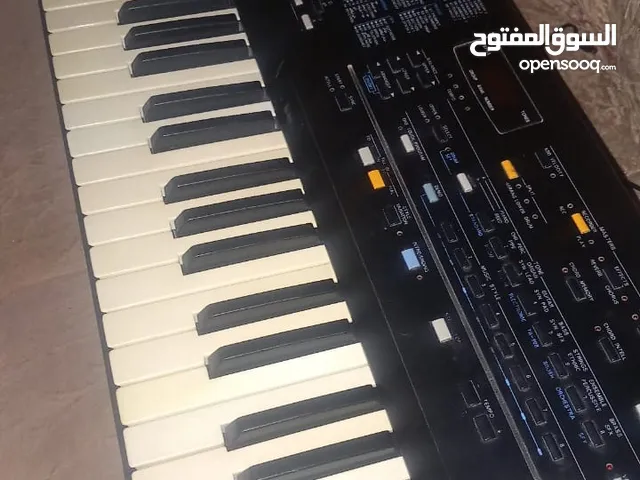 جهاز اورج ROLAND E40 للبيع