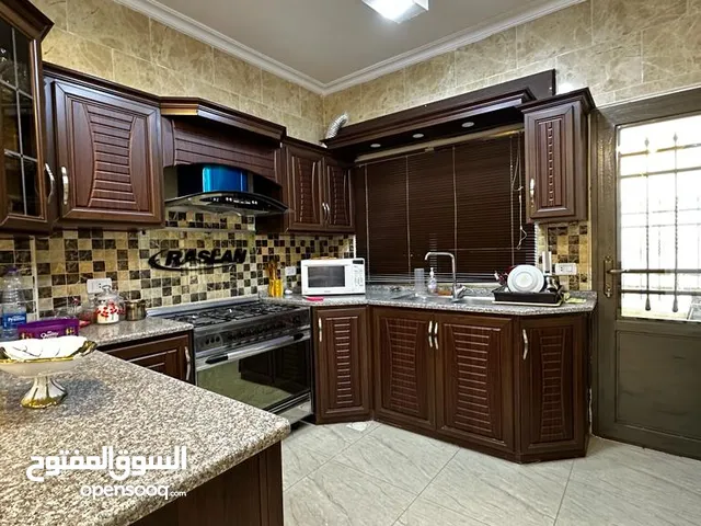 130m2 3 Bedrooms Apartments for Sale in Irbid Al Hay Al Janooby