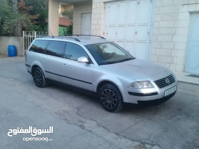 بيع سيارة باسات فراشة 2005