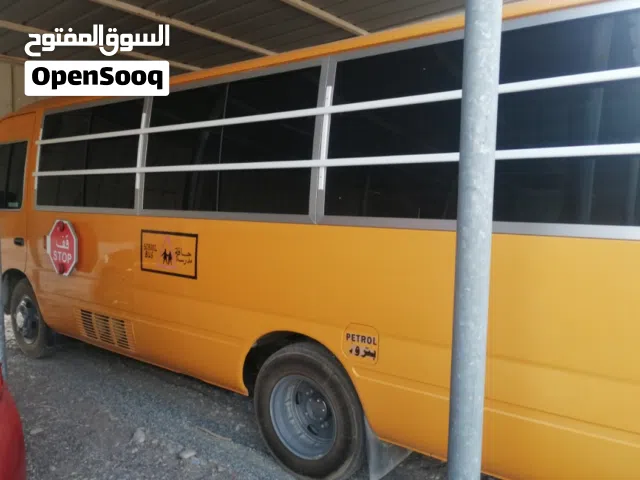 باص تويوتا كوستر 2015