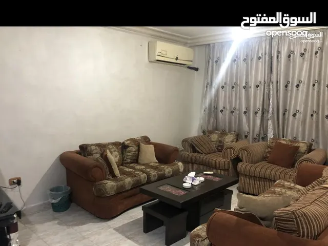 100m2 2 Bedrooms Apartments for Rent in Amman University Street