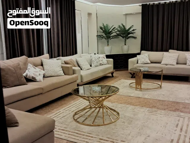 175 m2 3 Bedrooms Apartments for Rent in Giza Mohandessin