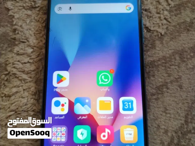 للبيع هاتف ريدمي نضيف جدا  سعة الذاكره 128جيبي الرام 8جيبي  السعر 35ريال  تواجد في الخابورة  التواصل