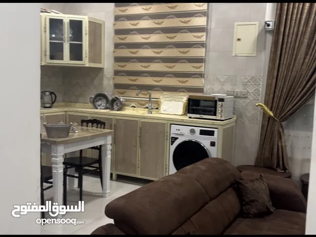 100 m2 2 Bedrooms Apartments for Rent in Basra 14 Tamooz Street