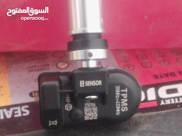 حساسات ظغط الاطارات من شركة اوتيل قابلة للبرمجة على جميع السيارات