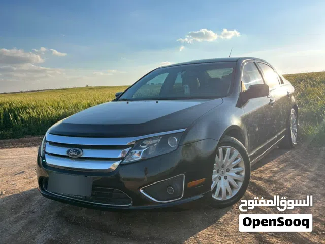 2010, فورد, فيوجن, Standard