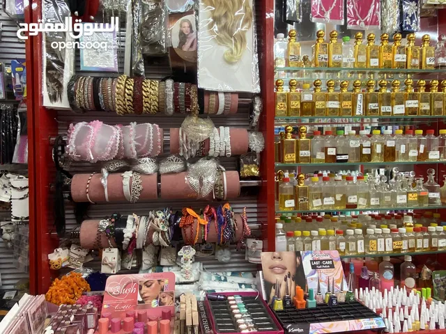 باترينات عطور اكسسورات