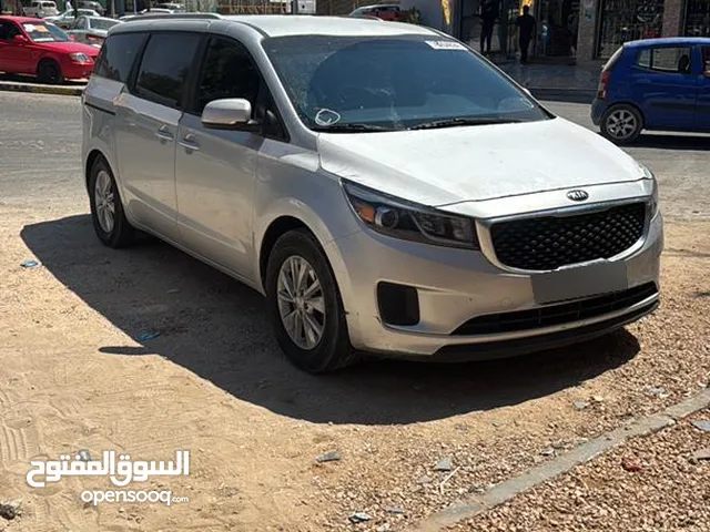 Used Kia Sedona in Benghazi