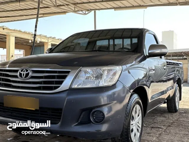 تيوتا هايلوكس 2012