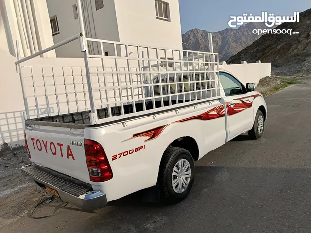 Used Toyota Hilux in Muscat