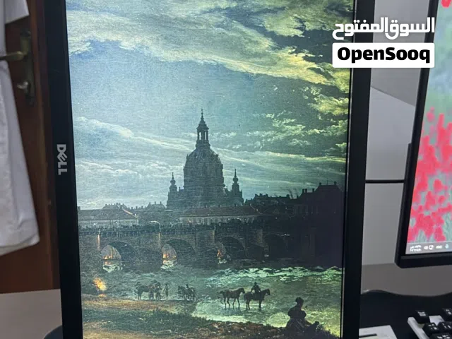 شاشة ديل تنفع جانبيه واذا تبيها اساسيه ، تقدر تستخدها بطول وبالعرض   التشغيل حجم الشاشه : 17إنش
