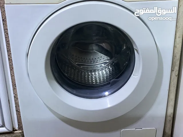 غسالة سامسونج 7 كغم بحالة جيدة جداً