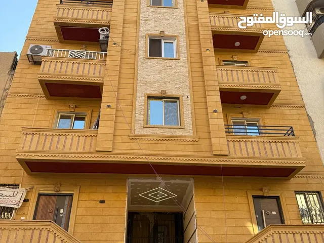 شقه للبيع في أكتوبر