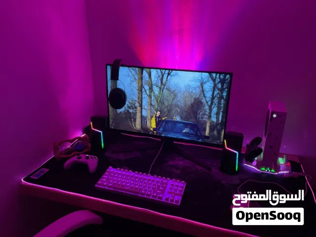 سيت اب كامل اكس بوكس سيريس اس ذاكرة 512 مع شاشة وكرسي كيمنك ويدتين يعني بس شد وتلعب  وتفاصيل وصف